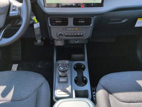 New 2026 Ford Maverick XL image 19