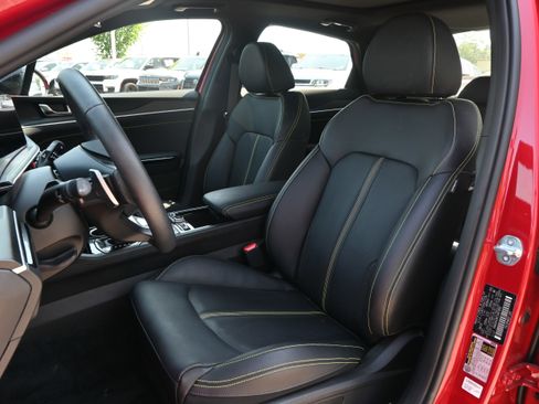 Used 2026 Kia K5 GT w/ GT1 Package FWD image 16