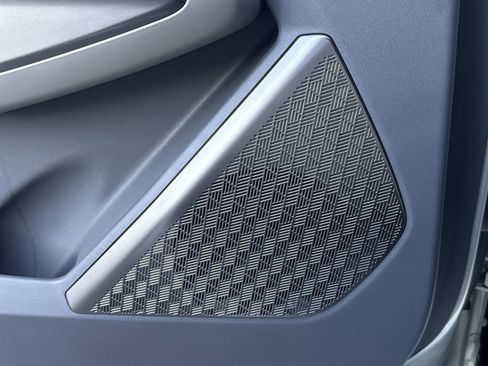 New 2026 Kia EV9 Wind image 18