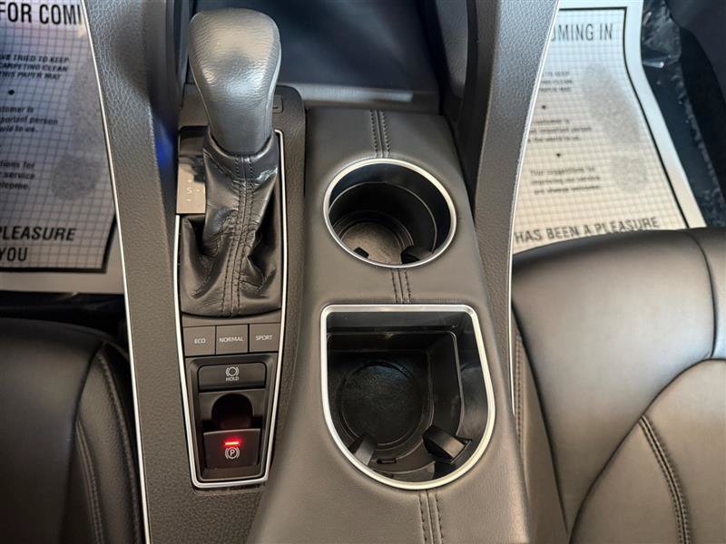 Used 2019 Toyota Avalon XLE w/ Moonroof Package FWD image 28
