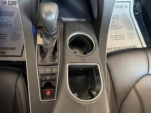 Used 2019 Toyota Avalon XLE w/ Moonroof Package FWD image 28
