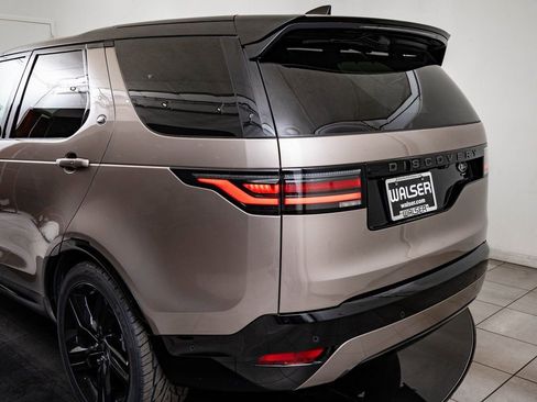 Used 2023 Land Rover Discovery HSE R-Dynamic image 19