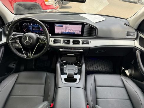 Certified 2024 Mercedes-Benz GLE 350 4MATIC w/ Driver Assistance Package image 11
