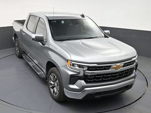 Used 2025 Chevrolet Silverado 1500 LT RWD image 17