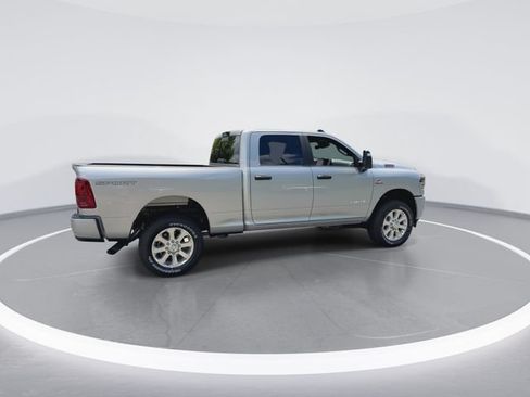 New 2026 RAM 2500 Big Horn AWD/4WD image 9