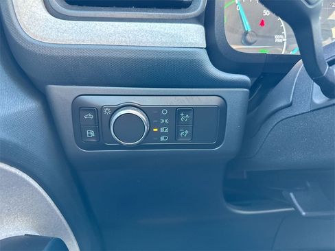 Used 2024 Ford Maverick XLT image 17