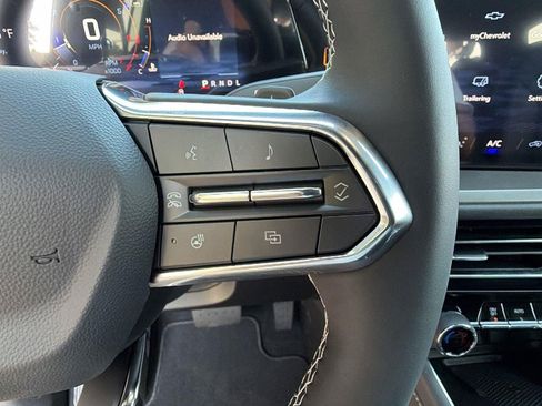 New 2026 Chevrolet Traverse LT w/ Sun and Wheel Package FWD image 27