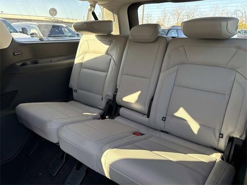 New 2025 Lincoln Navigator L Reserve image 19