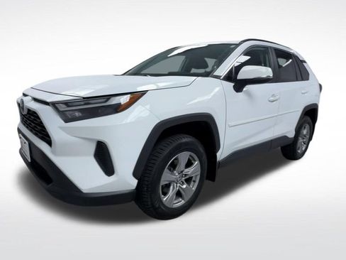 Used 2023 Toyota RAV4 XLE w/ XLE Grade Weather Package AWD/4WD image 5