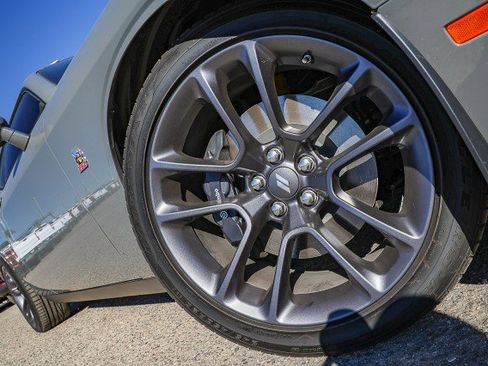 Used 2023 Dodge Challenger R/T Scat Pack image 2