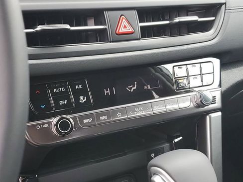 New 2026 Kia Seltos EX image 21