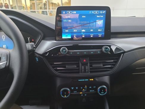 New 2026 Ford Escape Active image 12