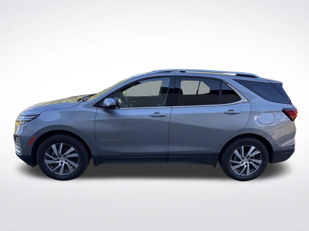 Used 2023 Chevrolet Equinox Premier AWD/4WD image 3