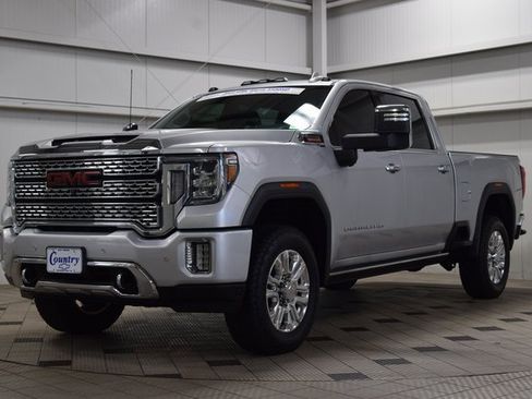 Used 2022 GMC Sierra 3500 Denali w/ Denali Ultimate Package image 3