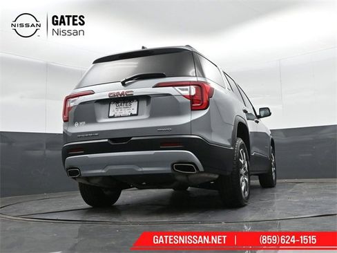 Used 2023 GMC Acadia SLE w/ Driver Convenience Package image 42