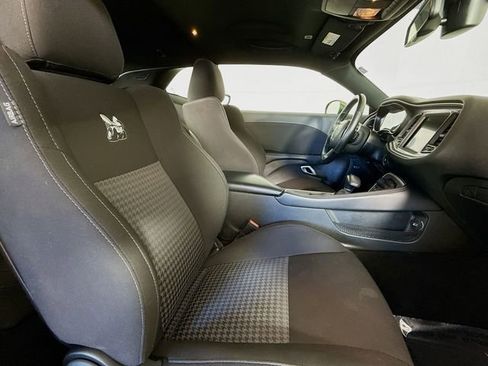 Used 2022 Dodge Challenger R/T Scat Pack image 27