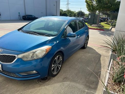 Used 2015 Kia Forte EX w/ UVO Package W/17" Alloys FWD image 1
