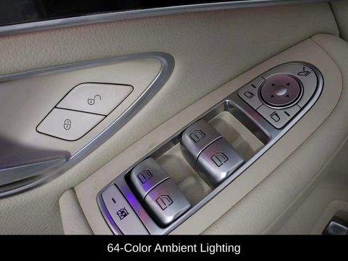 Used 2022 Mercedes-Benz GLC 300 GLC 300 w/ Premium Package Lite image 36