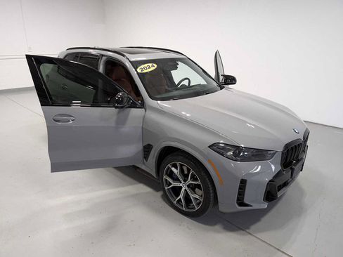 Used 2024 BMW X5 M60i AWD/4WD image 16