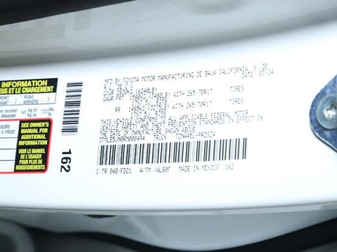 Used 2024 Toyota Tacoma TRD Off-Road image 19