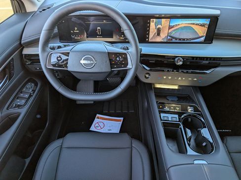 New 2026 Nissan Murano SL image 9