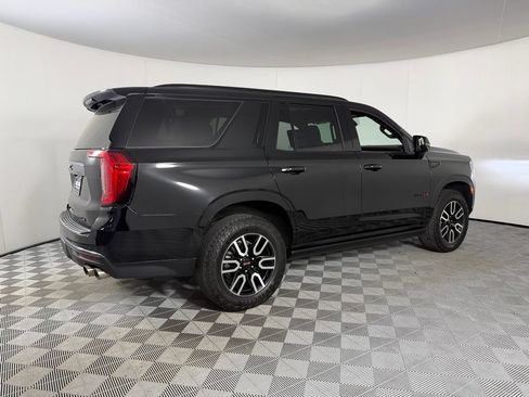 Used 2023 GMC Yukon AT4 w/ AT4 Premium Package AWD/4WD image 9