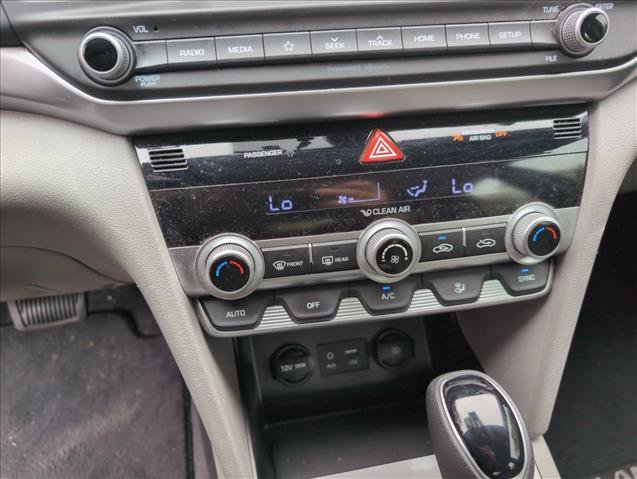 Used 2020 Hyundai Elantra SEL w/ Cargo Package (C1) FWD image 17