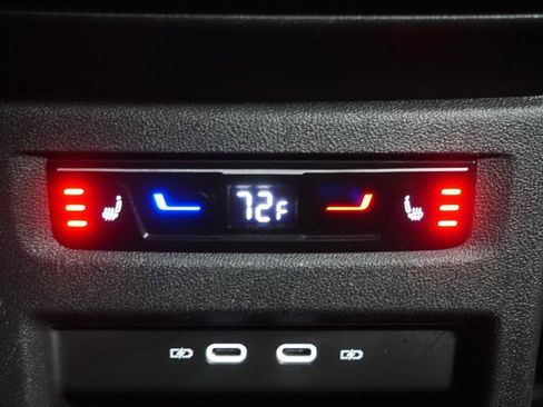 Used 2023 Volkswagen ID.4 Pro S Plus image 24