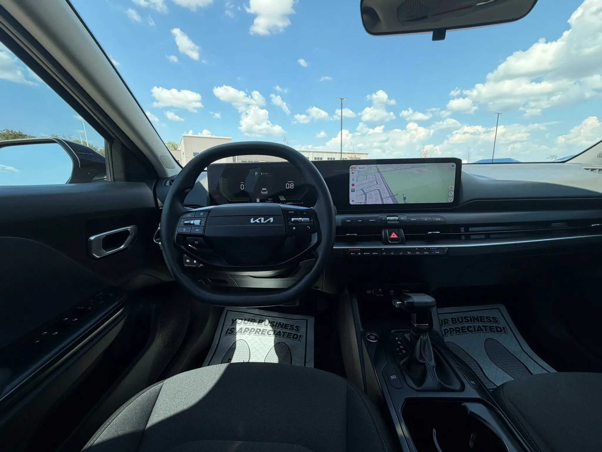 Used 2025 Kia K4 FWD image 19