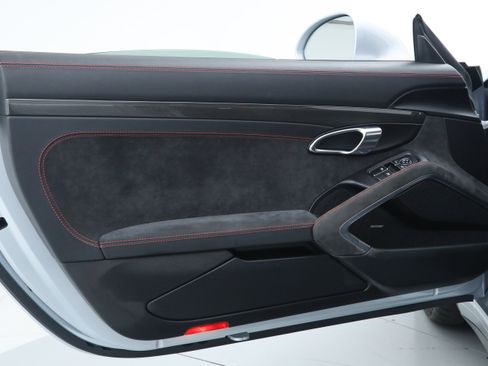 Used 2018 Porsche 911 GT3 image 24