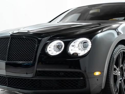 Used 2016 Bentley Flying Spur V8 AWD/4WD image 13