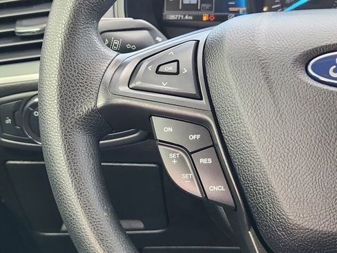 Used 2022 Ford Edge SE image 28