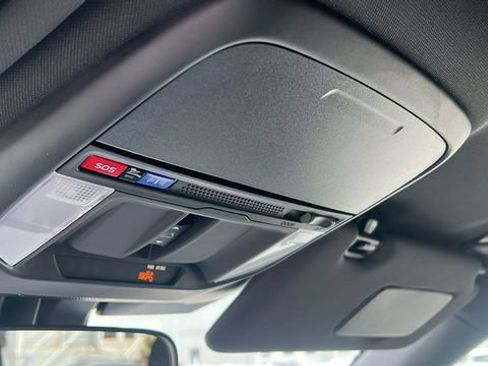 New 2026 Subaru Forester Premium AWD/4WD image 15