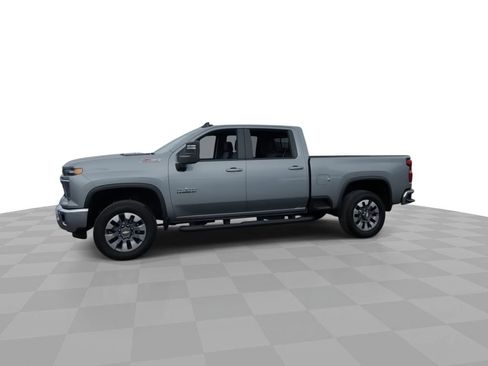 Used 2025 Chevrolet Silverado 2500 LT w/ Texas Edition AWD/4WD image 4