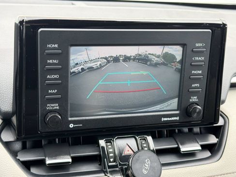 Certified 2021 Toyota RAV4 XLE Premium AWD/4WD image 23