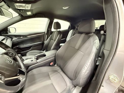 Used 2021 Honda Civic Sport image 29