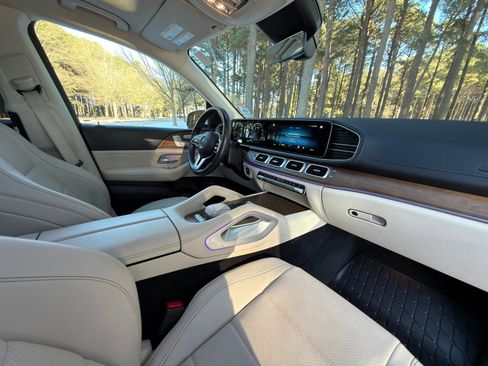 Certified 2023 Mercedes-Benz GLS 450 GLS 450 image 19