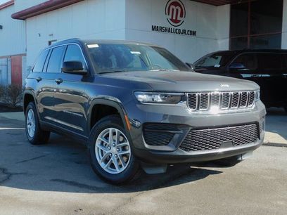 New 2026 Jeep Grand Cherokee Laredo w/ Trailer Tow Package