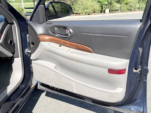 Used 2004 Buick Le Sabre Custom FWD image 20