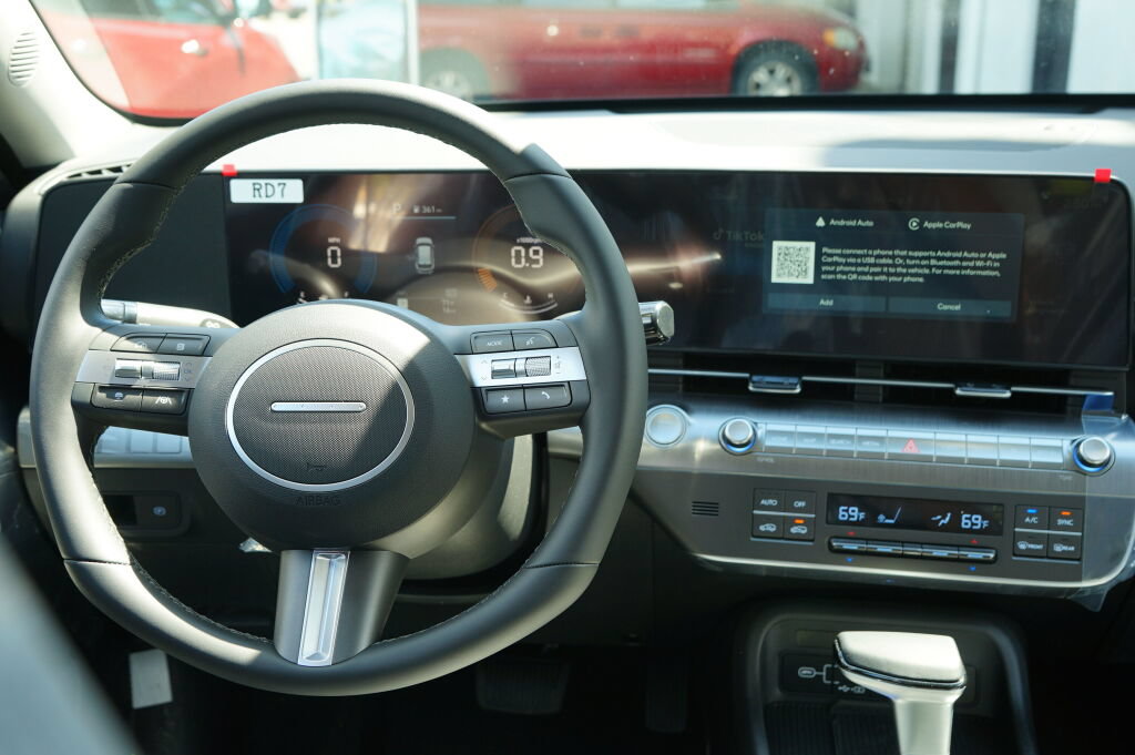 New 2027 Hyundai Kona SEL Sport AWD/4WD image 22
