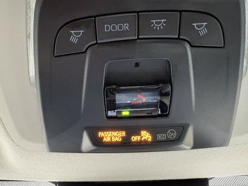 Used 2025 Toyota Corolla LE FWD image 25