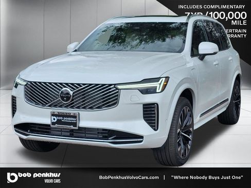 New 2026 Volvo XC90 T8 Plus w/ Protection Package AWD/4WD image 23
