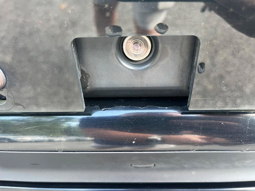 Used 2018 Dodge Challenger R/T RWD image 9