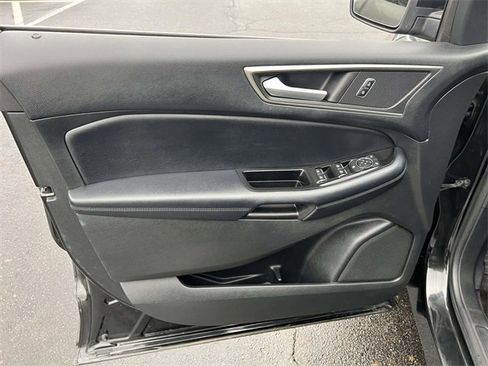 Used 2015 Ford Edge SEL w/ Equipment Group 201A image 12