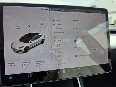 Used 2020 Tesla Model 3 Standard Range Plus RWD image 50