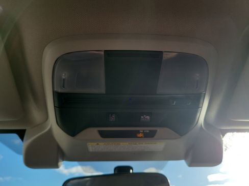 Used 2022 Subaru Crosstrek 2.0i image 21