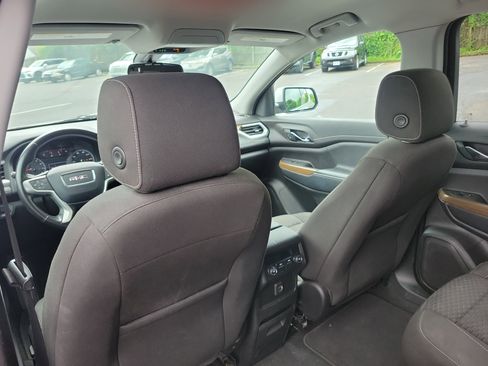 Used 2019 GMC Acadia SLE AWD/4WD image 18