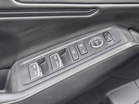 Used 2024 Honda Accord Sport image 27