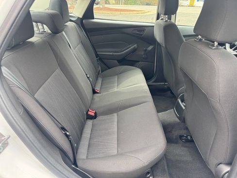 Used 2015 Ford Focus S image 20