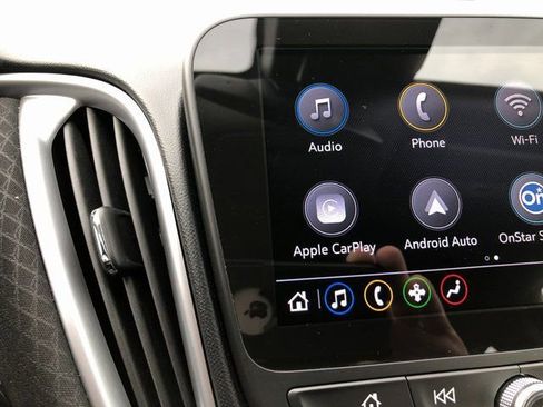 Used 2023 Chevrolet Malibu LT image 9